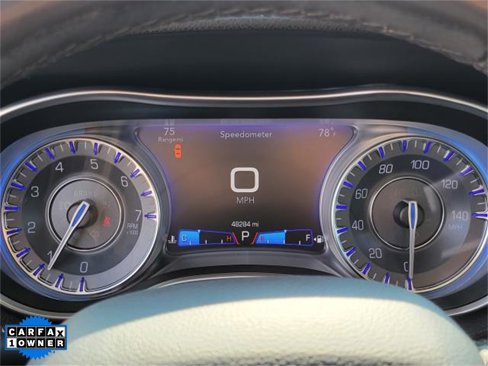 Used 2018 Chrysler 300 Touring w/ Sport Appearance Package image 22