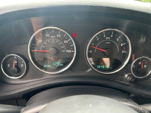 Used 2013 Jeep Wrangler Sport image 15