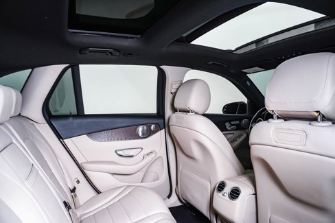 Used 2018 Mercedes-Benz GLC 300 4MATIC image 15