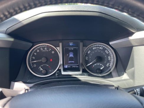 Used 2021 Toyota Tacoma Limited w/ Nightshade Package image 16