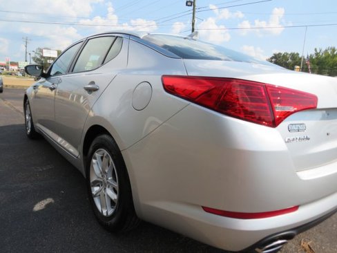 Used 2012 Kia Optima LX w/ Convenience Pkg image 13