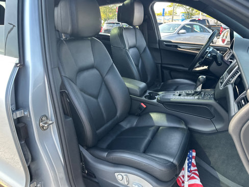 Used 2015 Porsche Macan S image 36