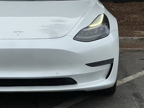 Used 2021 Tesla Model 3 Standard Range Plus image 5