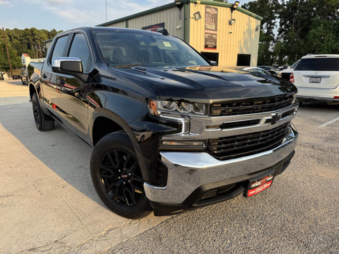 Used 2021 Chevrolet Silverado 1500 LT w/ LPO, Dark Essentials Package image 2