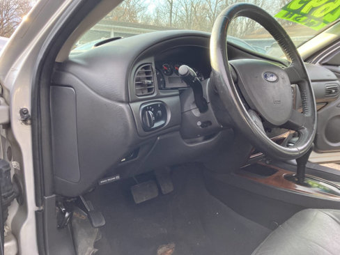 Used 2007 Ford Taurus SEL image 22