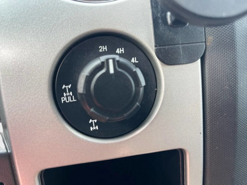 Used 2014 Ford F150 XLT image 13