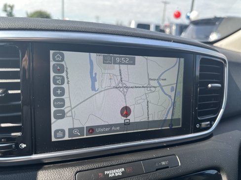 Used 2021 Kia Sportage EX w/ EX Technology Package image 19