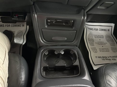 Used 2001 Chevrolet Silverado 3500 LT image 38
