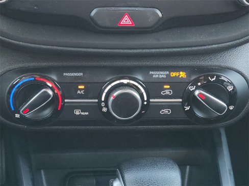 Used 2023 Kia Soul LX image 26