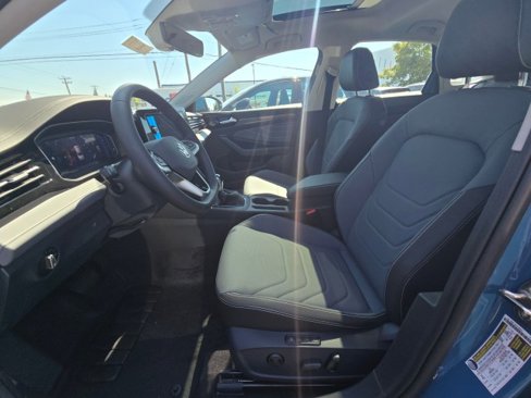 New 2025 Volkswagen Jetta SEL image 22
