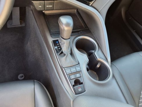 Certified 2021 Toyota Camry SE image 15