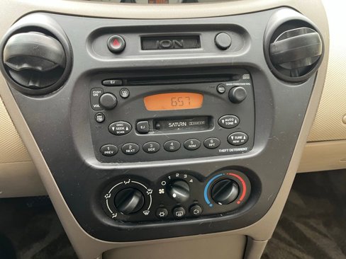Used 2003 Saturn ION Level 3 image 33