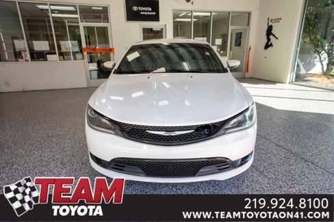 Used 2016 Chrysler 200 S w/ Comfort Group image 6