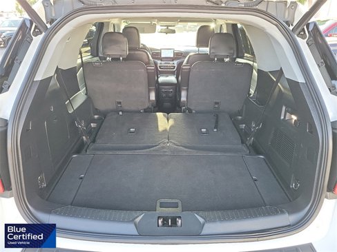 Certified 2022 Ford Explorer XLT w/ Equipment Group 202A image 22