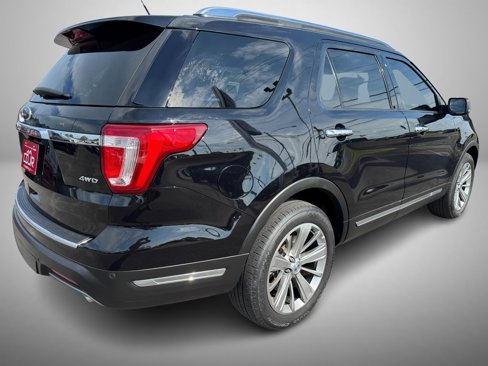 Used 2019 Ford Explorer Limited w/ Class III Trailer Tow Package image 3