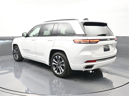 Used 2024 Jeep Grand Cherokee Overland w/ Trailer Tow Package image 3