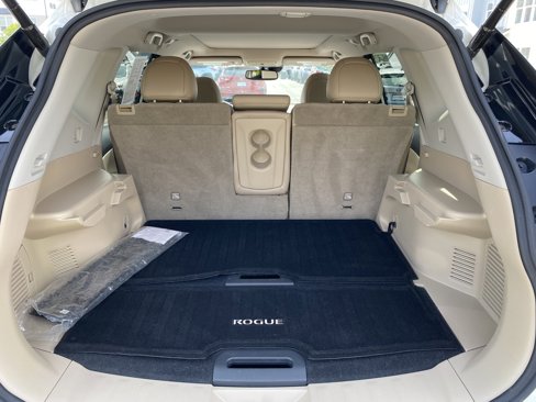 Used 2019 Nissan Rogue SL w/ Premium Package image 37