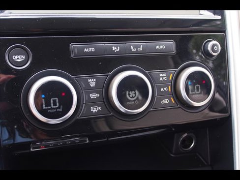 Used 2019 Land Rover Discovery HSE image 33