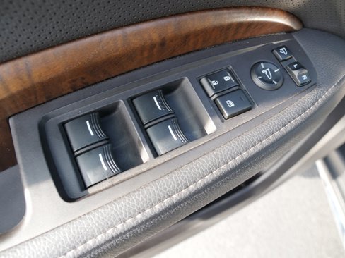 Used 2020 Acura MDX FWD w/ Technology Package image 16