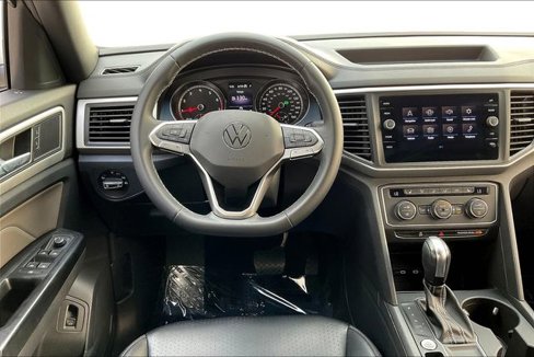 Used 2021 Volkswagen Atlas Cross Sport SE image 5