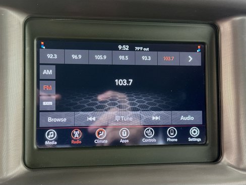 Used 2022 Dodge Charger SXT w/ Leather Interior Group image 14