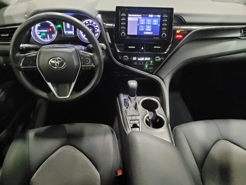 Used 2021 Toyota Camry LE image 22