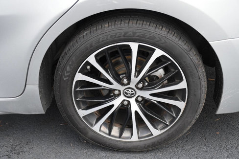 Used 2019 Toyota Camry SE image 39