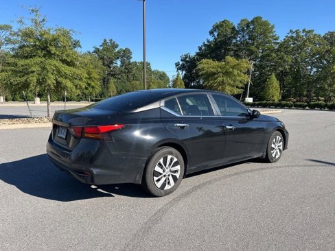 Used 2023 Nissan Altima 2.5 S image 6