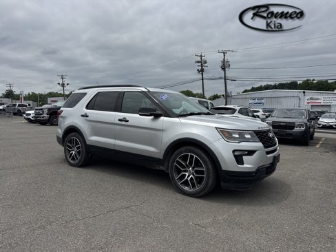 Used 2018 Ford Explorer Sport w/ Equipment Group 401A image 3