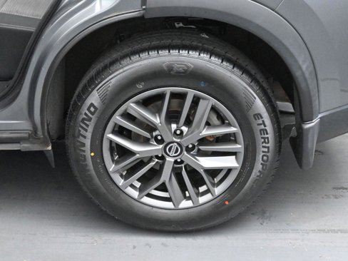 Used 2021 Nissan Rogue S image 29