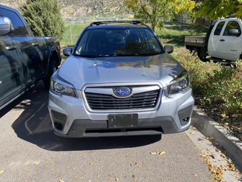 Used 2019 Subaru Forester Premium image 2