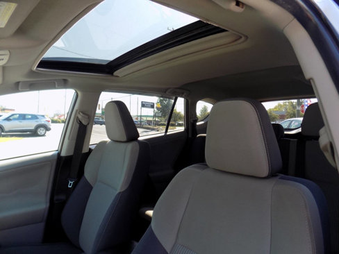 Used 2013 Toyota RAV4 XLE image 13