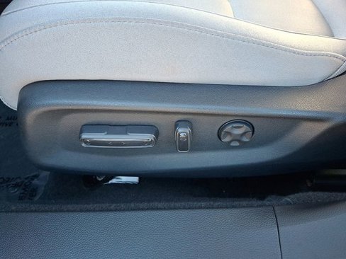 Used 2018 Honda Accord EX image 16