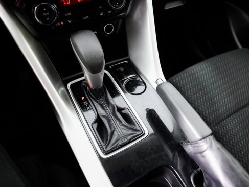 Used 2020 Mitsubishi Eclipse Cross ES image 27