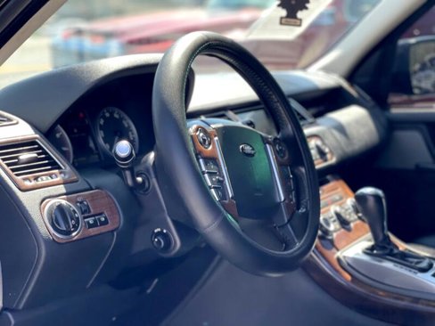 Used 2013 Land Rover Range Rover Sport HSE image 14