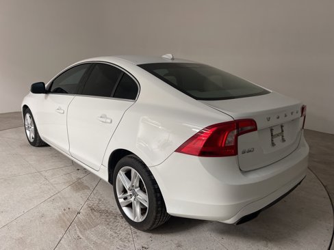 Used 2015 Volvo S60 T5 Premier image 10