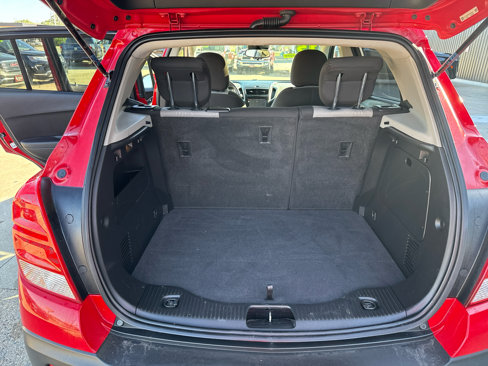Used 2015 Chevrolet Trax LT w/ LT Sun and Sound Package image 12