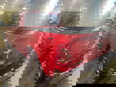 Used 2019 RAM 2500 Laramie image 5