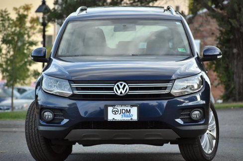 Used 2013 Volkswagen Tiguan S image 3