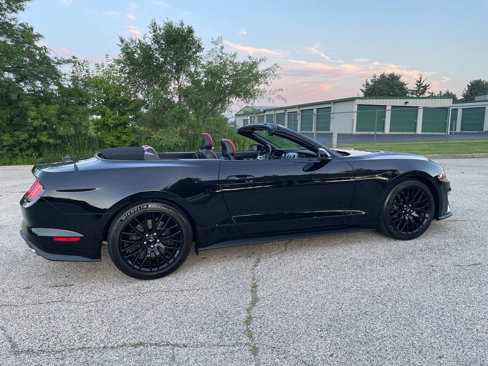 Used 2018 Ford Mustang GT Premium w/ GT Performance Package image 28