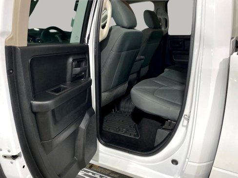 Used 2018 RAM 1500 Express image 7