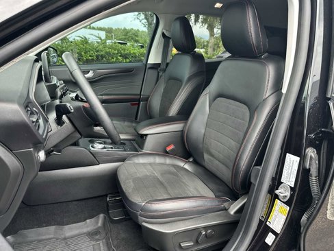 Used 2022 Ford Escape SEL w/ SEL Stealth AWD Package image 15