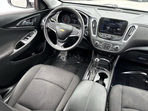 Used 2020 Chevrolet Malibu LT image 13