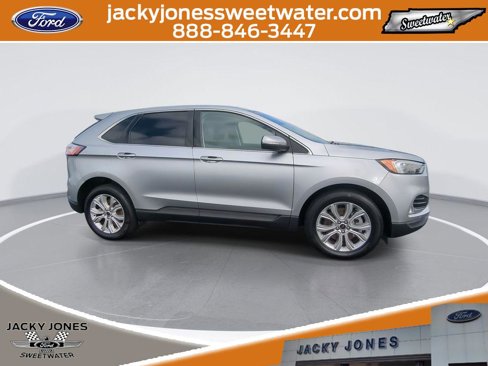 Certified 2023 Ford Edge Titanium image 2