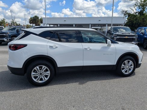 Certified 2022 Chevrolet Blazer LT image 3