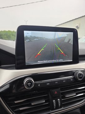 Used 2021 Ford Escape SE image 6