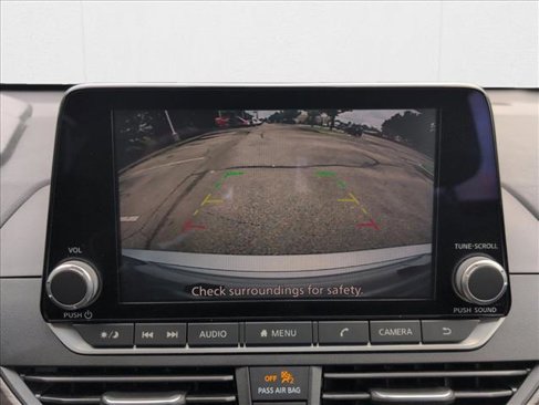 Used 2023 Nissan Altima 2.5 SV image 11