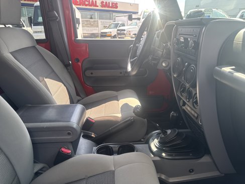 Used 2010 Jeep Wrangler Unlimited Sport image 5