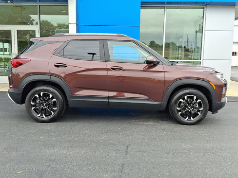 Used 2022 Chevrolet TrailBlazer LT w/ Driver Confidence Package image 8