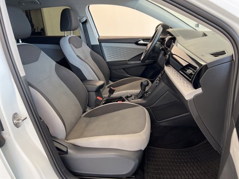 Used 2022 Volkswagen Taos S image 29